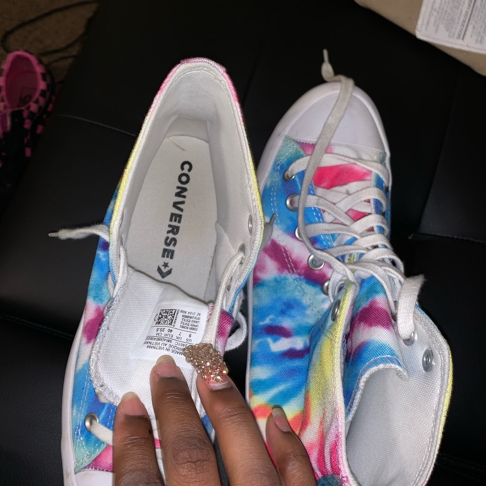 Converse - Picture 6 of 7